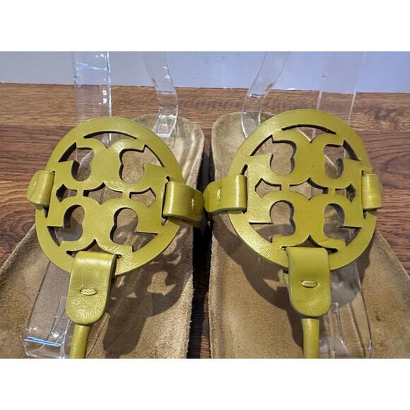 Tory Burch Miller Cloud Yellow Leather Logo Thong Sandals - Size 9.5 Designer - Picture 9 of 11